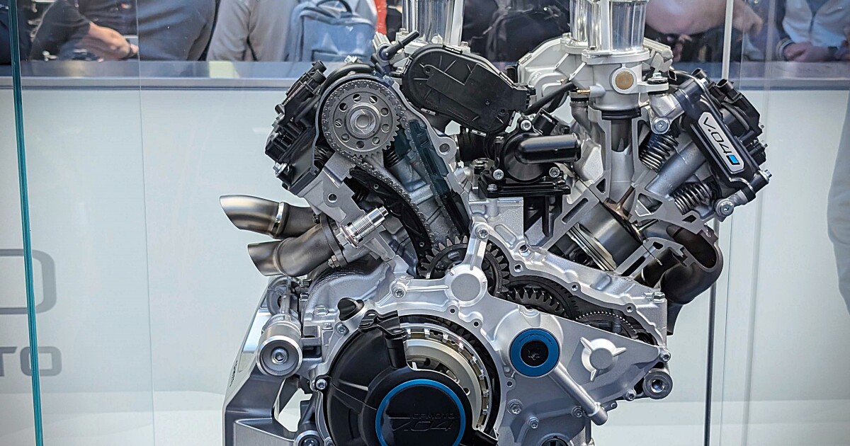 China prepares to join the big leagues with liter-class V4 engine ...